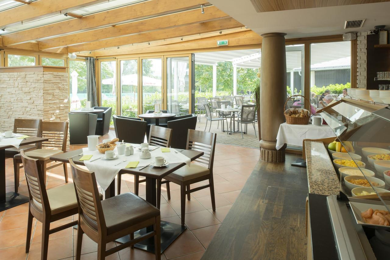 Momentum Hotel Anif Eksteriør bilde